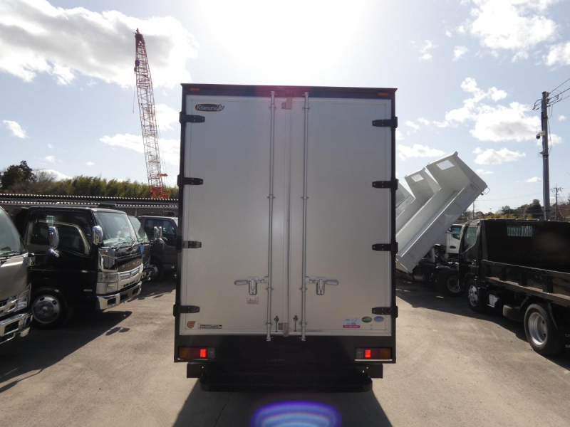 H282トン アルミバン マニュアル|中古トラックの販売・買取・査定のアイナビ