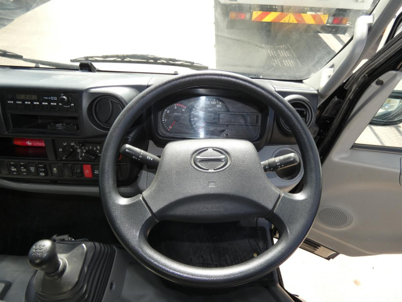 H282トン アルミバン マニュアル|中古トラックの販売・買取・査定のアイナビ