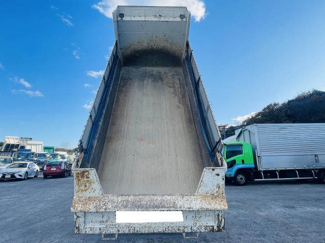 【問い合わせ多数!!】いすゞ/ギガ/ダンプ|中古トラックの販売・買取・査定のアイナビ