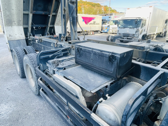 【問い合わせ多数!!】いすゞ/ギガ/ダンプ|中古トラックの販売・買取・査定のアイナビ