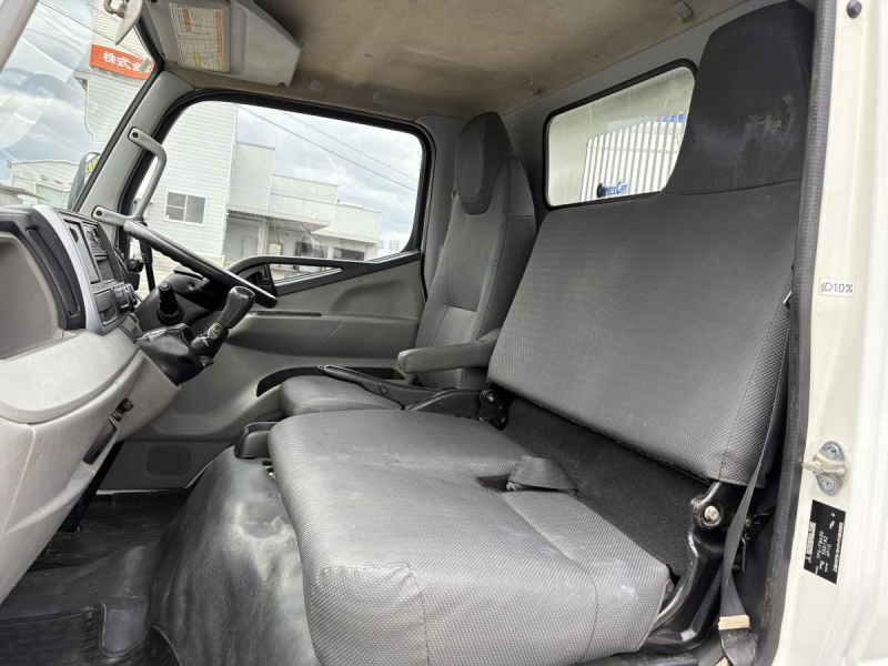 H28 キャンター　2tダンプ|中古トラックの販売・買取・査定のアイナビ