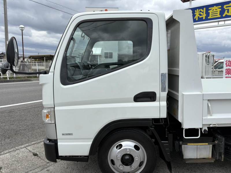 H28 キャンター　2tダンプ|中古トラックの販売・買取・査定のアイナビ