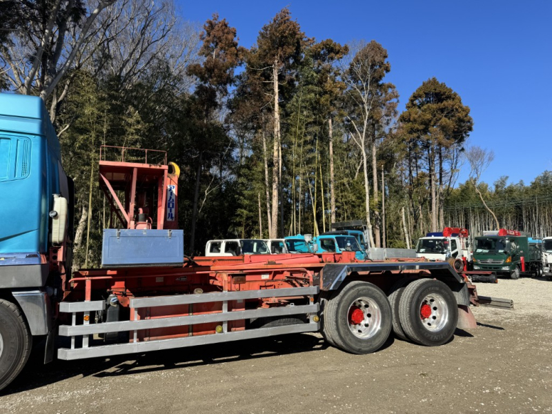 22tアームロール2デフハイルーフカスタム新明和F7|中古トラックの販売・買取・査定のアイナビ