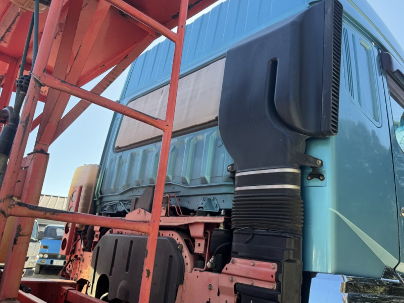 22tアームロール2デフハイルーフカスタム新明和F7|中古トラックの販売・買取・査定のアイナビ