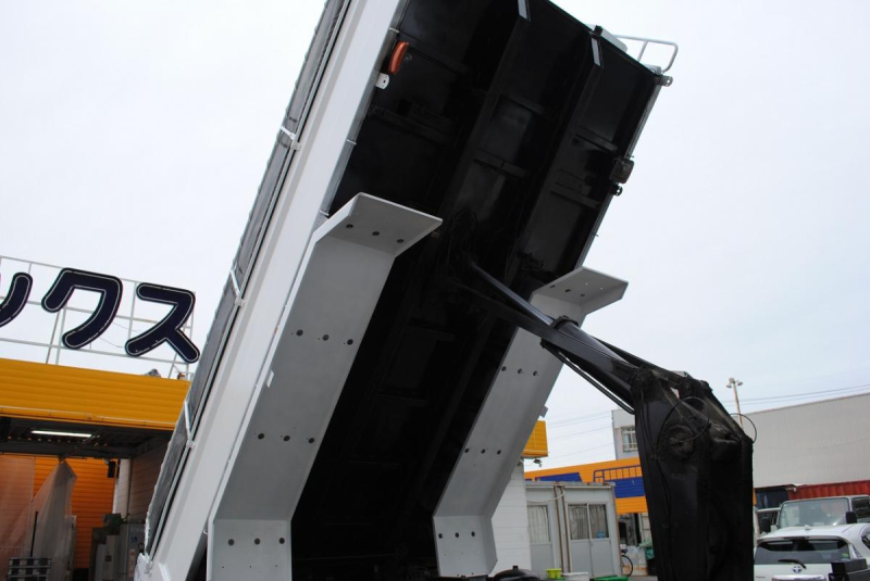 H25 Sグレート ダンプ 積載9.1t 420PS|中古トラックの販売・買取・査定のアイナビ