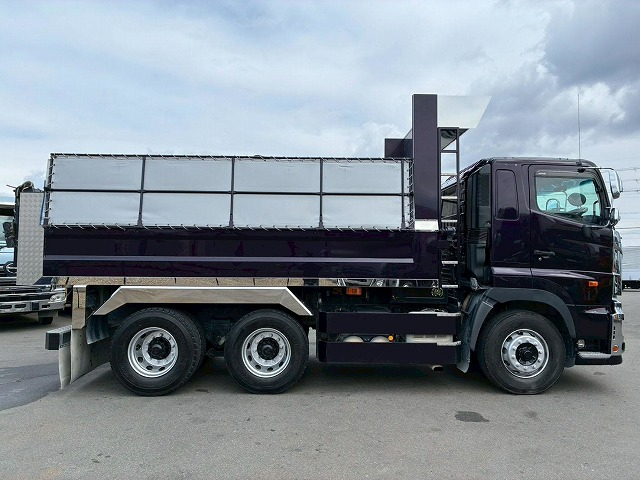 車検付ワンオーナー6×43軸2デフ新明和工業380馬力|中古トラックの販売・買取・査定のアイナビ