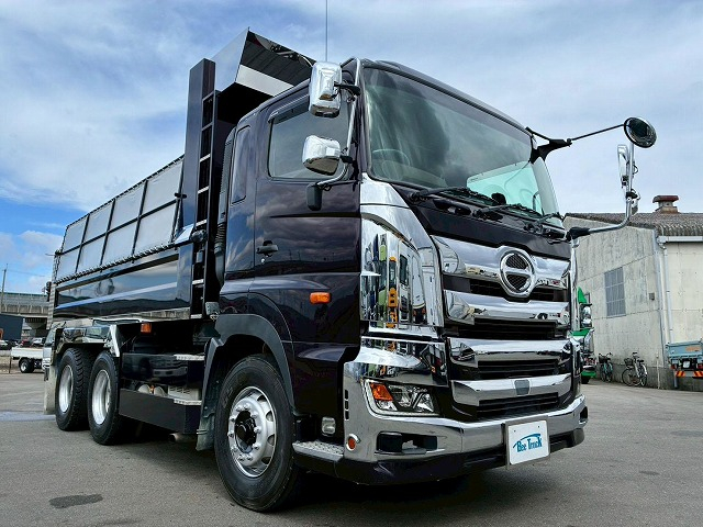 車検付ワンオーナー6×43軸2デフ新明和工業380馬力|中古トラックの販売・買取・査定のアイナビ