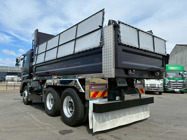 車検付ワンオーナー6×43軸2デフ新明和工業380馬力|中古トラックの販売・買取・査定のアイナビ