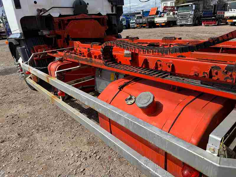 日野レンジャー車載車増々トンセーフティーローダーラジコン|中古トラックの販売・買取・査定のアイナビ