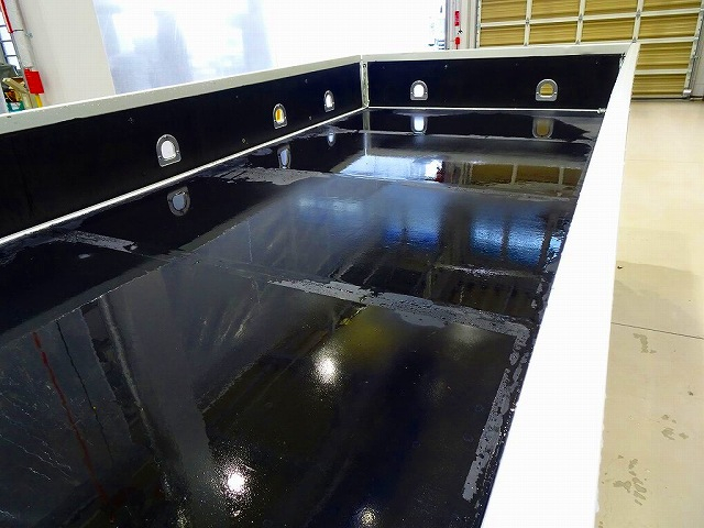 エルフ3t高床標準ロングタダノ4段クレーン付|中古トラックの販売・買取・査定のアイナビ