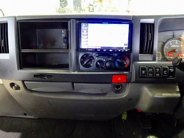 エルフ3t高床標準ロングタダノ4段クレーン付|中古トラックの販売・買取・査定のアイナビ