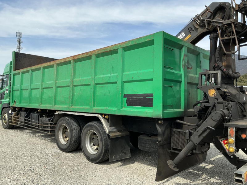 ★H28UDクオン深箱ヒアブクレーン付25トン車車検付|中古トラックの販売・買取・査定のアイナビ