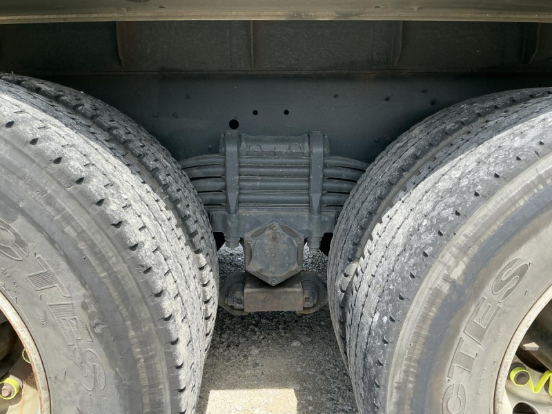 ★H28UDクオン深箱ヒアブクレーン付25トン車車検付|中古トラックの販売・買取・査定のアイナビ