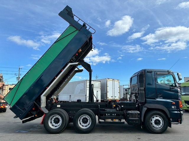 車検付3軸2デフ新明和工業LゲートFゲートフラットリターダ|中古トラックの販売・買取・査定のアイナビ