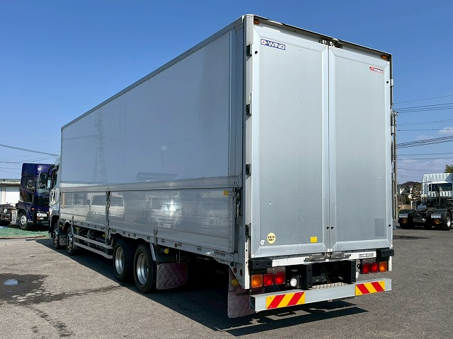 ハイルーフ★4軸低床2デフ★7速MT★リターダ★後輪エアサス|中古トラックの販売・買取・査定のアイナビ