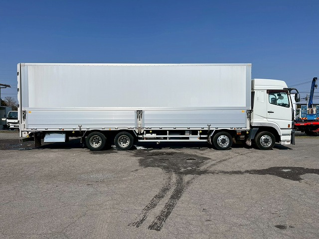 ハイルーフ★4軸低床2デフ★7速MT★リターダ★後輪エアサス|中古トラックの販売・買取・査定のアイナビ