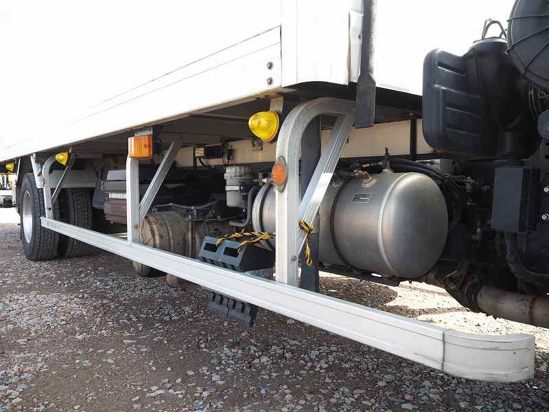 三菱ファイター冷蔵冷凍車-30℃低温設定格納ゲート付き|中古トラックの販売・買取・査定のアイナビ