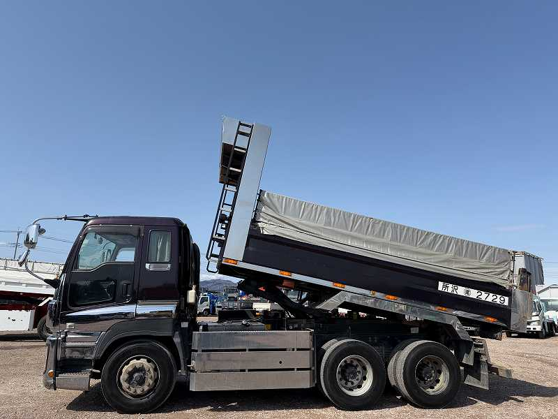 いすゞギガダンプ5.3×2.35m新明和製ダンプ|中古トラックの販売・買取・査定のアイナビ