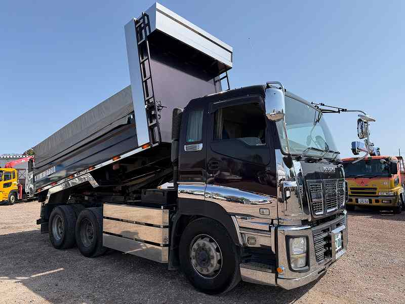 いすゞギガダンプ5.3×2.35m新明和製ダンプ|中古トラックの販売・買取・査定のアイナビ