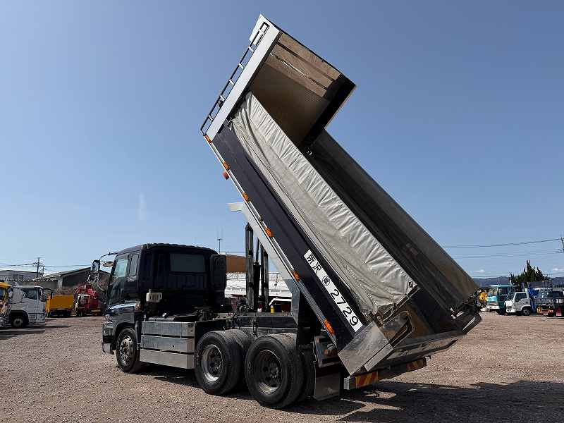 いすゞギガダンプ5.3×2.35m新明和製ダンプ|中古トラックの販売・買取・査定のアイナビ