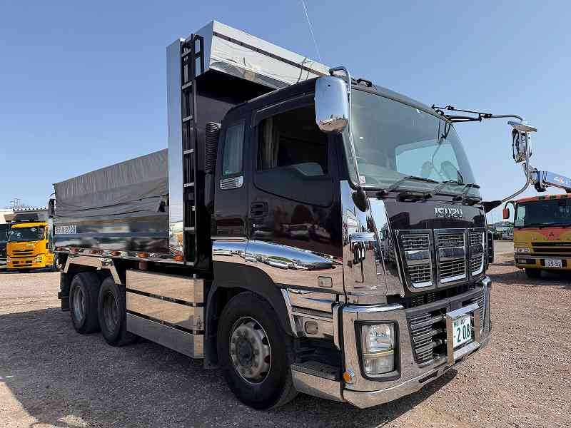 いすゞギガダンプ5.3×2.35m新明和製ダンプ|中古トラックの販売・買取・査定のアイナビ