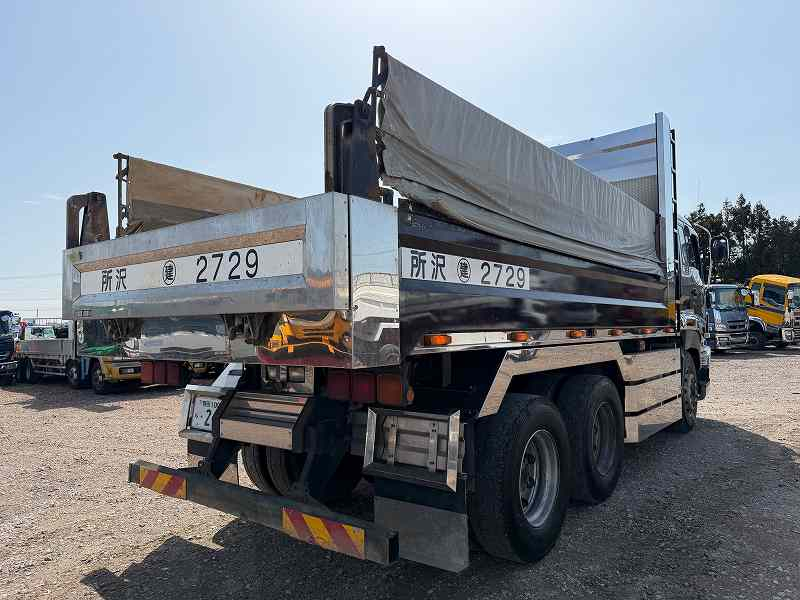 いすゞギガダンプ5.3×2.35m新明和製ダンプ|中古トラックの販売・買取・査定のアイナビ