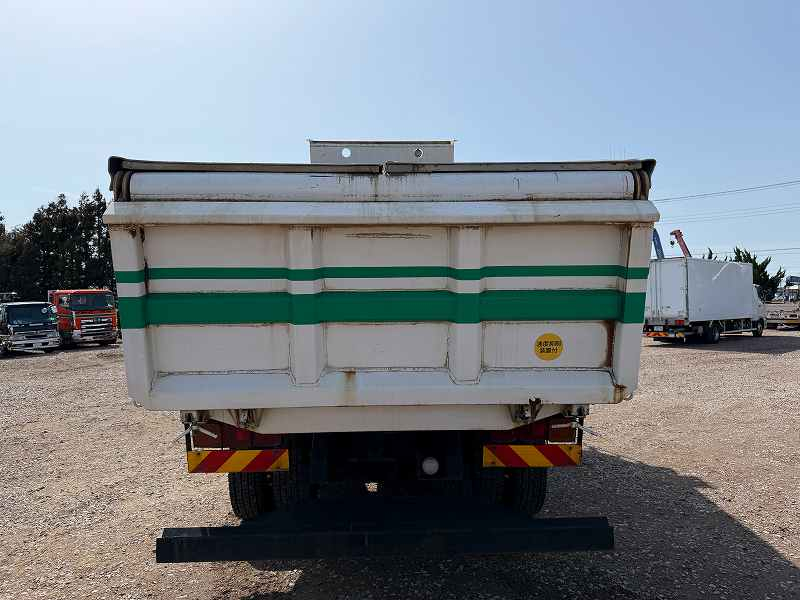 UDトラックスクオンステンレス張り水密式ロング深ダンプ|中古トラックの販売・買取・査定のアイナビ