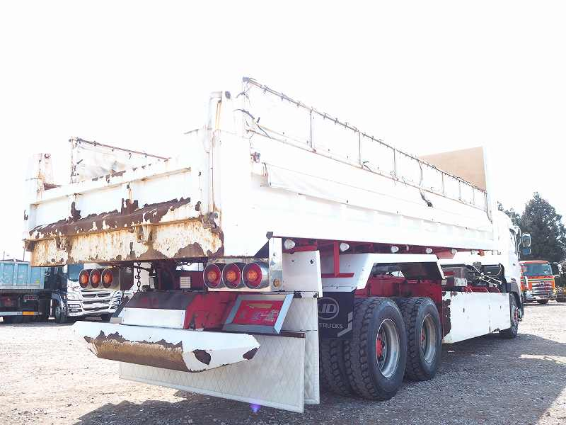 UDトラックスクオンダンプ25tロングダンプ積載11.9t|中古トラックの販売・買取・査定のアイナビ