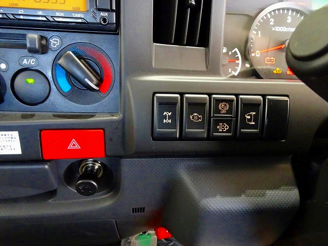 エルフ2t4WDFFL強化ダンプ未使用車|中古トラックの販売・買取・査定のアイナビ