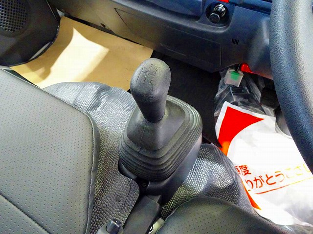 エルフ2t4WDFFL強化ダンプ未使用車|中古トラックの販売・買取・査定のアイナビ