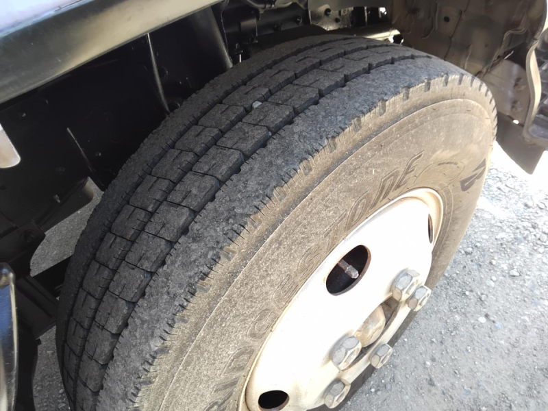 平成24年式 いすゞ 3トン回転式|中古トラックの販売・買取・査定のアイナビ