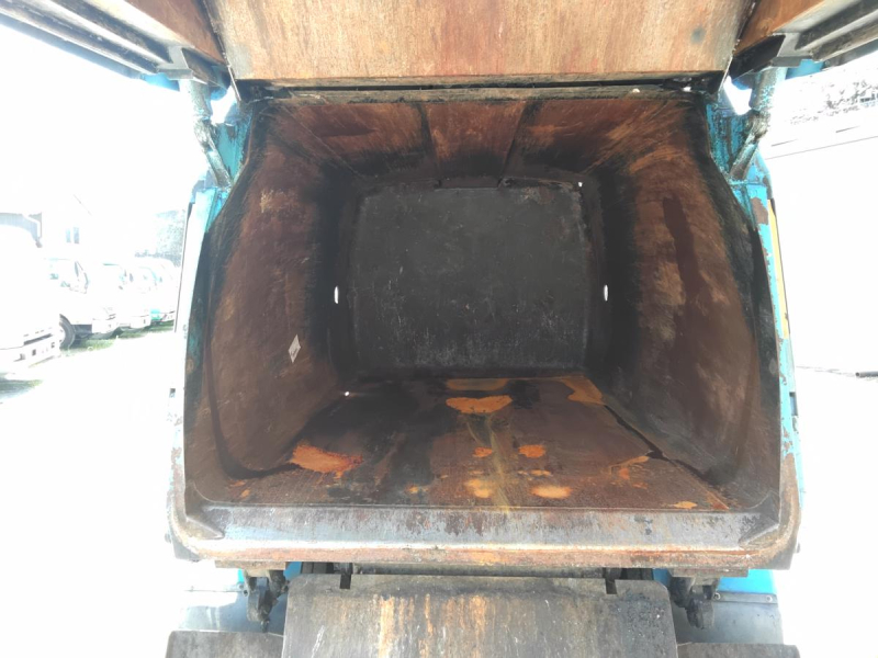 平成21年式 三菱ふそう 3トン回転式 現状渡し|中古トラックの販売・買取・査定のアイナビ