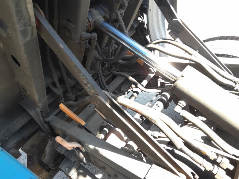 平成21年式 三菱ふそう 3トン回転式 現状渡し|中古トラックの販売・買取・査定のアイナビ