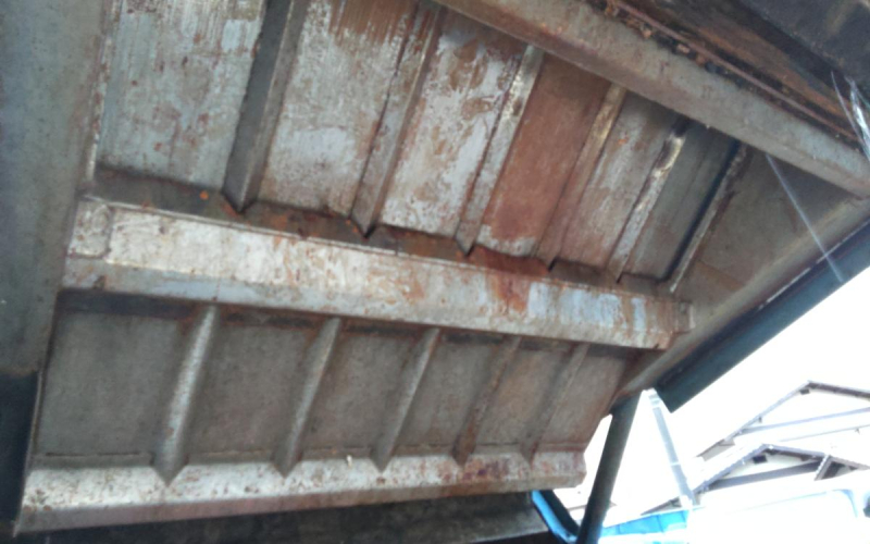 平成24年式 いすゞ エルフ 5.4m3 プレス式 架装部整備済み|中古トラックの販売・買取・査定のアイナビ