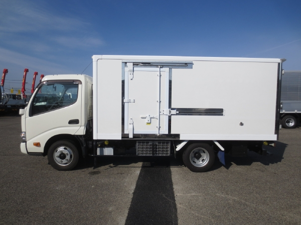 日野デュトロ冷蔵冷凍車|中古トラックの販売・買取・査定のアイナビ