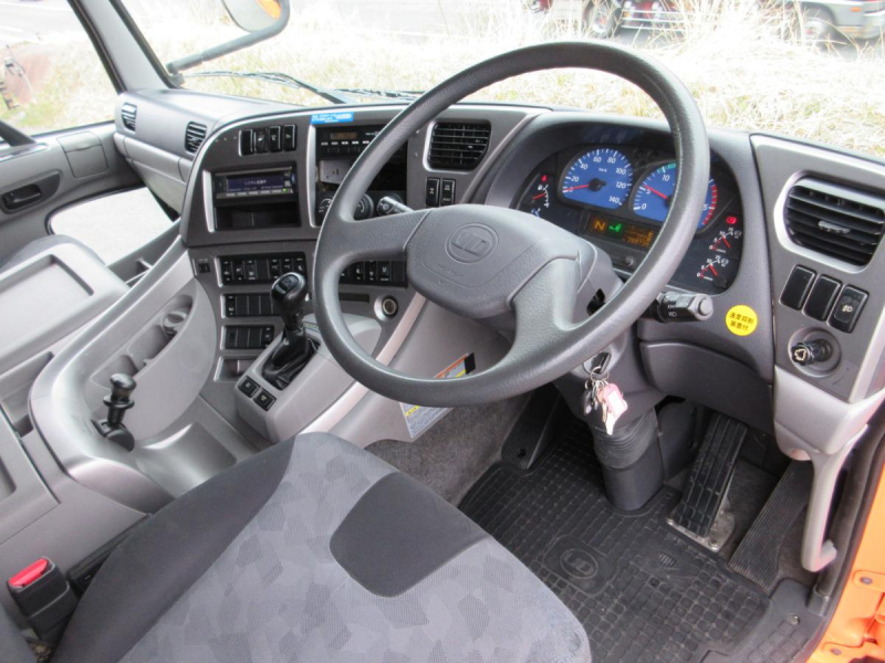 コンテナ専用車 コンテナ2個 20・30フィート 低床4軸|中古トラックの販売・買取・査定のアイナビ