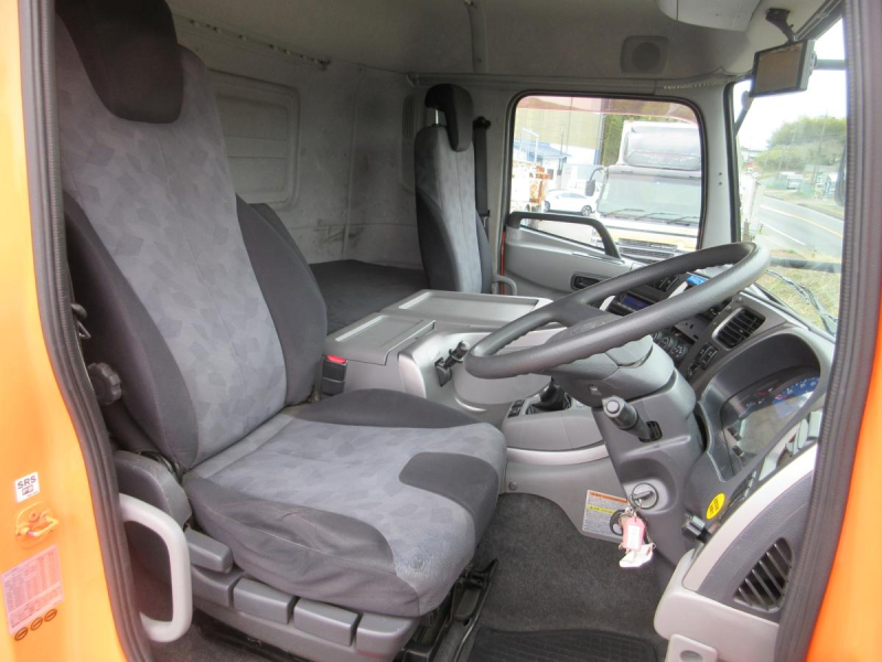 コンテナ専用車 コンテナ2個 20・30フィート 低床4軸|中古トラックの販売・買取・査定のアイナビ