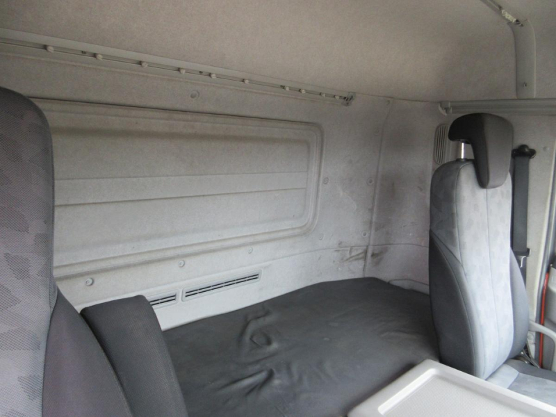 コンテナ専用車 コンテナ2個 20・30フィート 低床4軸|中古トラックの販売・買取・査定のアイナビ