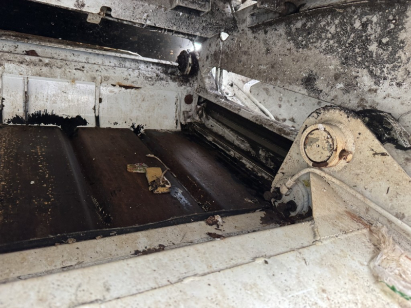 プレス式新明和G-PX6.0立米ダンボールで使用|中古トラックの販売・買取・査定のアイナビ