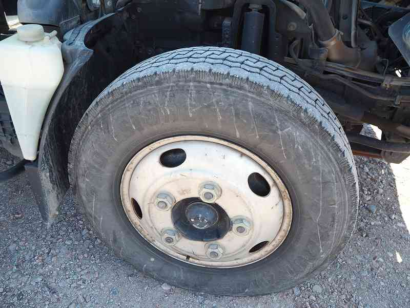 いすゞエルフモリタ積載3tバキュームカー糞尿車|中古トラックの販売・買取・査定のアイナビ