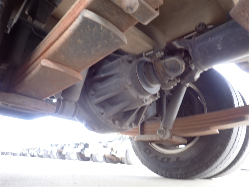 【352012】ダブルキャブ平ボディ　垂直ゲート付き|中古トラックの販売・買取・査定のアイナビ