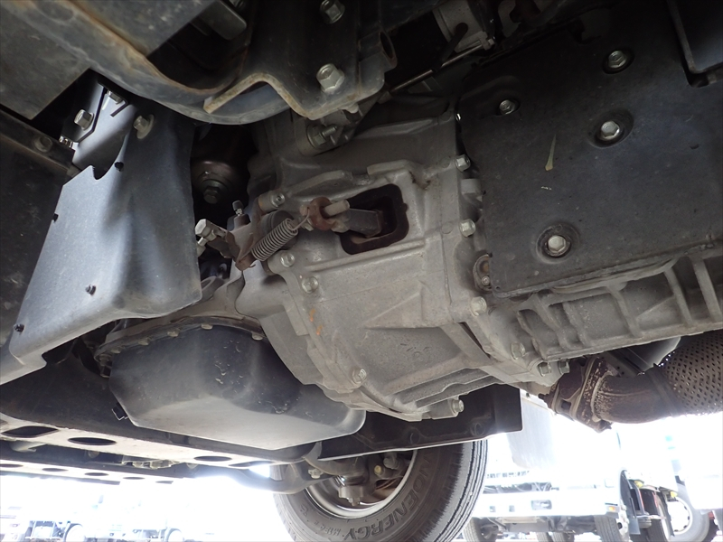 【352012】ダブルキャブ平ボディ　垂直ゲート付き|中古トラックの販売・買取・査定のアイナビ