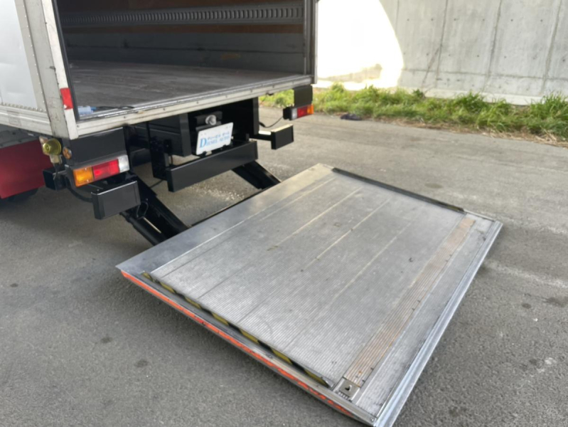 平成26年 キャンター ワイドロング パワーゲート マニュアル|中古トラックの販売・買取・査定のアイナビ