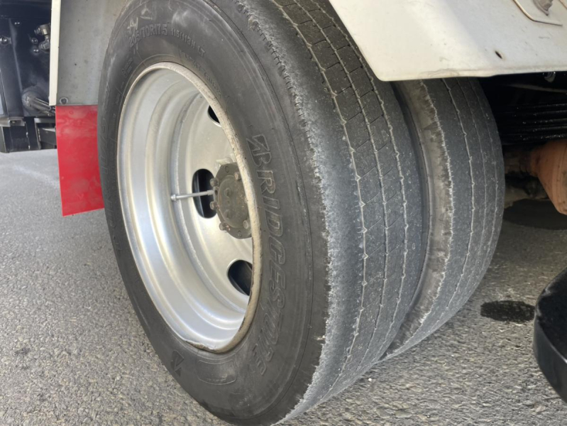 平成26年 キャンター ワイドロング パワーゲート マニュアル|中古トラックの販売・買取・査定のアイナビ