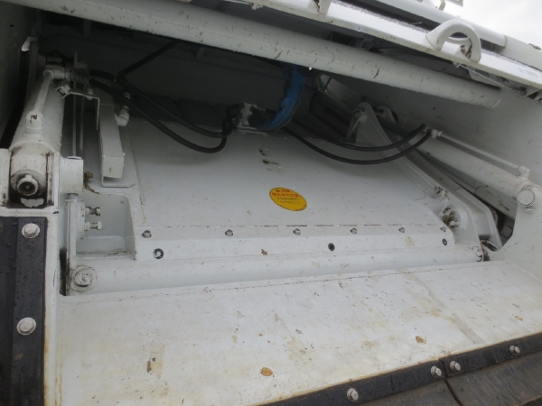 三菱ファイタープレスパッカー車|中古トラックの販売・買取・査定のアイナビ