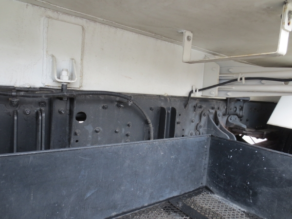 三菱ファイタープレスパッカー車|中古トラックの販売・買取・査定のアイナビ