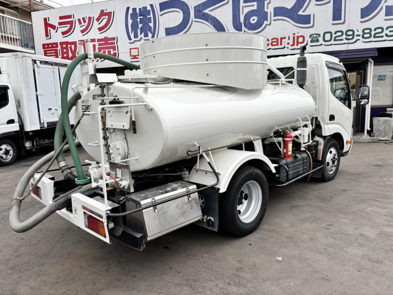 標準幅 東邦製2700L バキューム車|中古トラックの販売・買取・査定のアイナビ