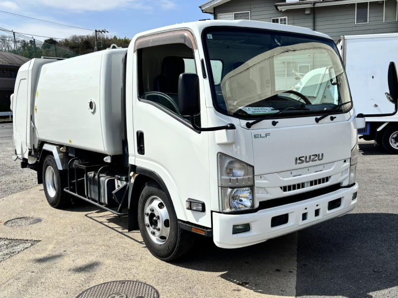 ワイド幅 巻き込みパッカー車 極東製6.2立米 積載3450kg|中古トラックの販売・買取・査定のアイナビ