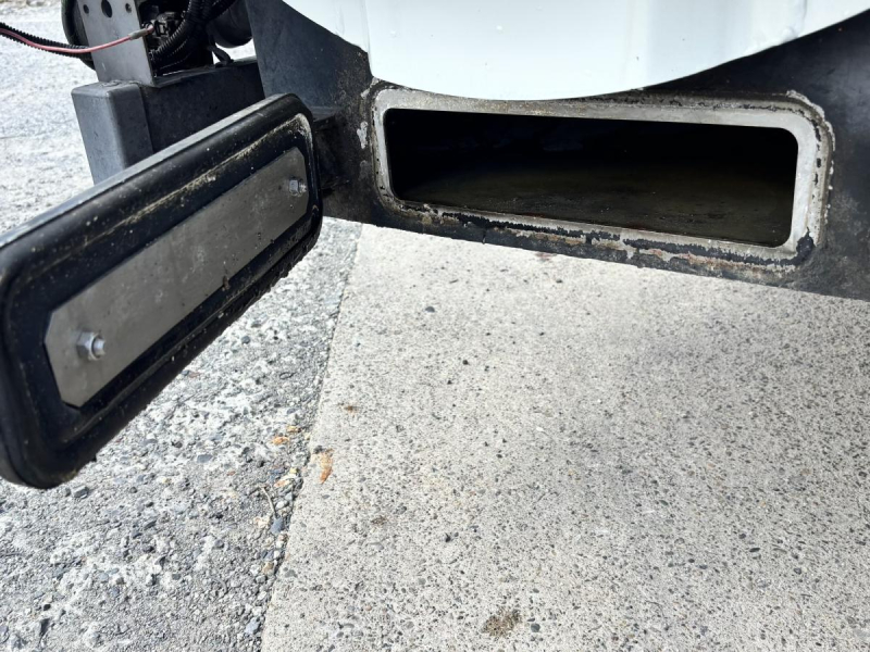 ワイド幅 巻き込みパッカー車 極東製6.2立米 積載3450kg|中古トラックの販売・買取・査定のアイナビ