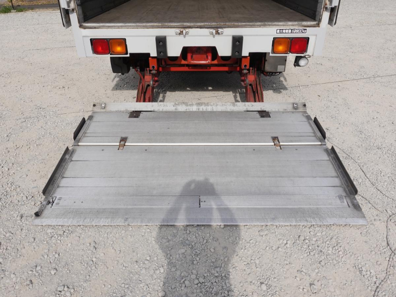 パワーゲートワイドアルミウイングアルミウィング|中古トラックの販売・買取・査定のアイナビ